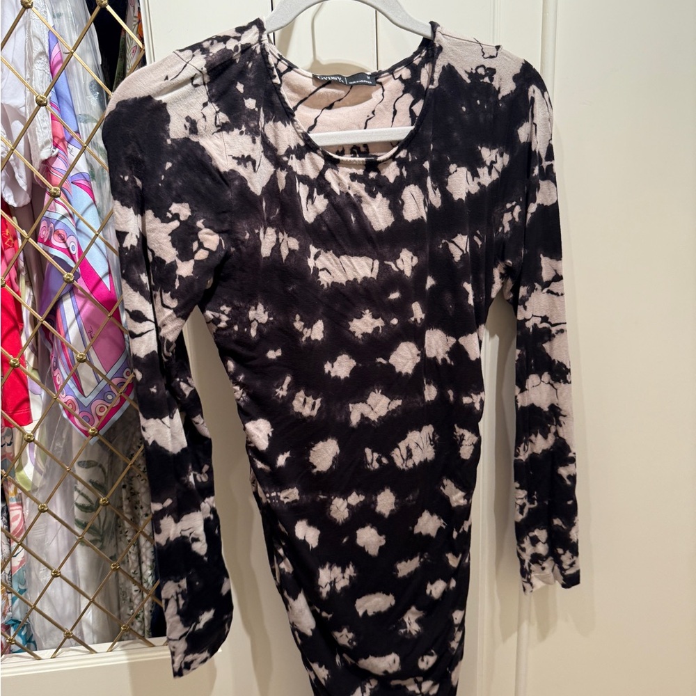 Gypsy 05 Monochrome Tie-Dye Top